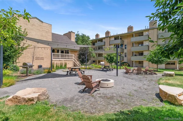 $319,000 | 3035 Oneal Parkway, Unit 37V, Boulder, CO 80301