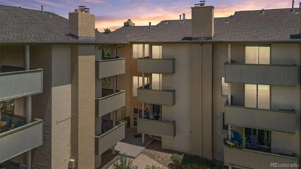 $275,000 | 3035 Oneal Parkway, Unit 37V, Boulder, CO 80301