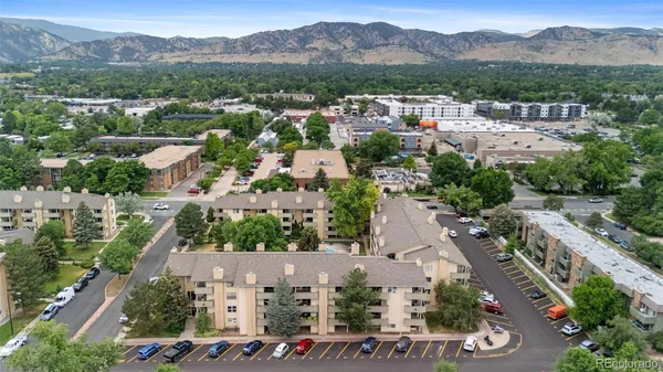 $319,000 | 3035 Oneal Parkway, Unit 37V, Boulder, CO 80301