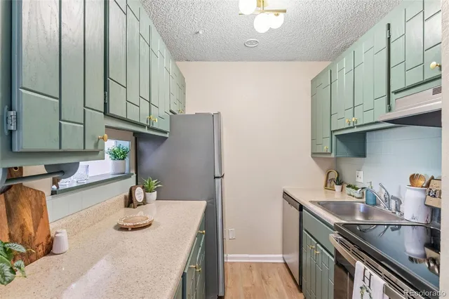 $324,000 | 3035 Oneal Parkway, Unit 37V, Boulder, CO 80301