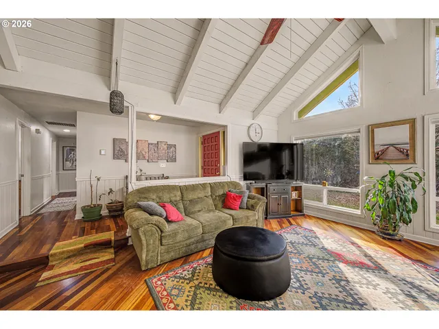 $675,000 | 94671 Johnson Road, Marcola, OR 97454