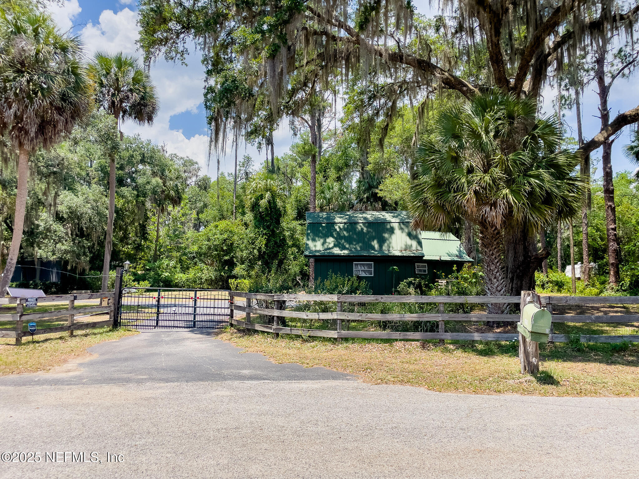 2292 Southeast 170th Avenue Road Silver Springs, FL 34488 - Photo 4 of 71 IMG_9053