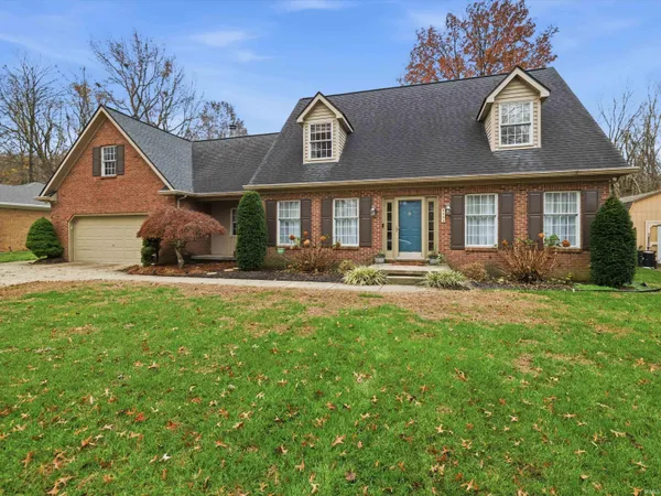 $500,000 | 8855 Hickory Lane, Newburgh, IN 47630