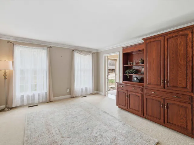 $500,000 | 8855 Hickory Lane, Newburgh, IN 47630