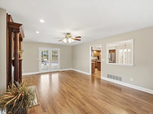 $479,000 | 8855 Hickory Lane, Newburgh, IN 47630