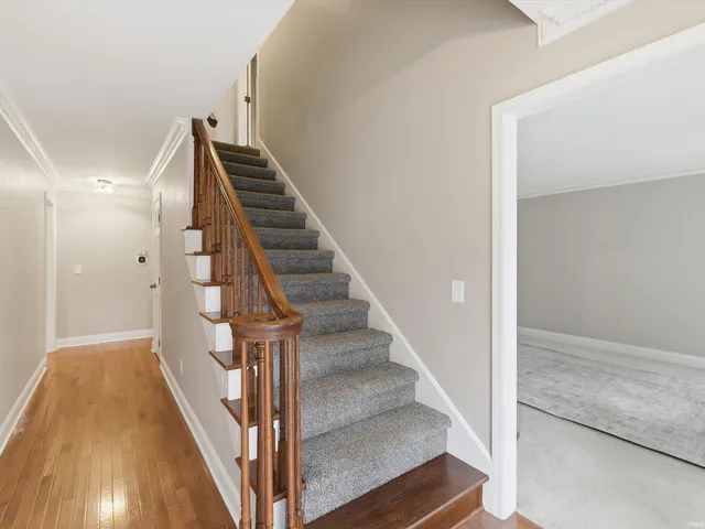 $500,000 | 8855 Hickory Lane, Newburgh, IN 47630