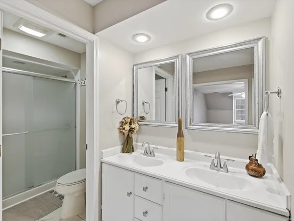 $500,000 | 8855 Hickory Lane, Newburgh, IN 47630