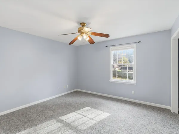 $500,000 | 8855 Hickory Lane, Newburgh, IN 47630