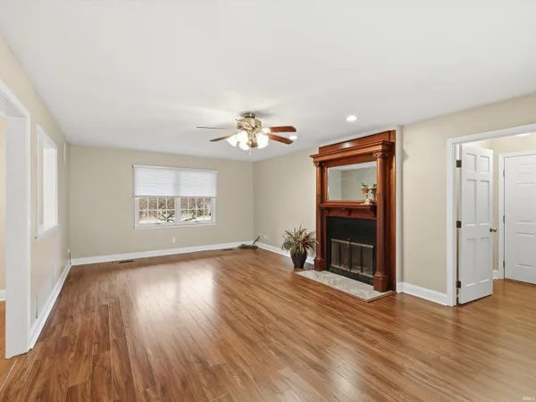 $479,000 | 8855 Hickory Lane, Newburgh, IN 47630