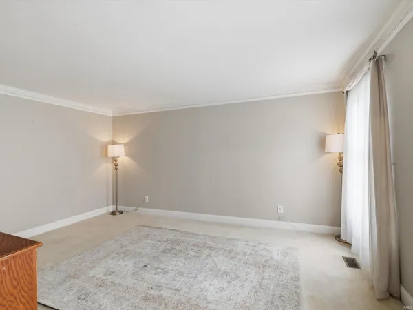 $479,000 | 8855 Hickory Lane, Newburgh, IN 47630