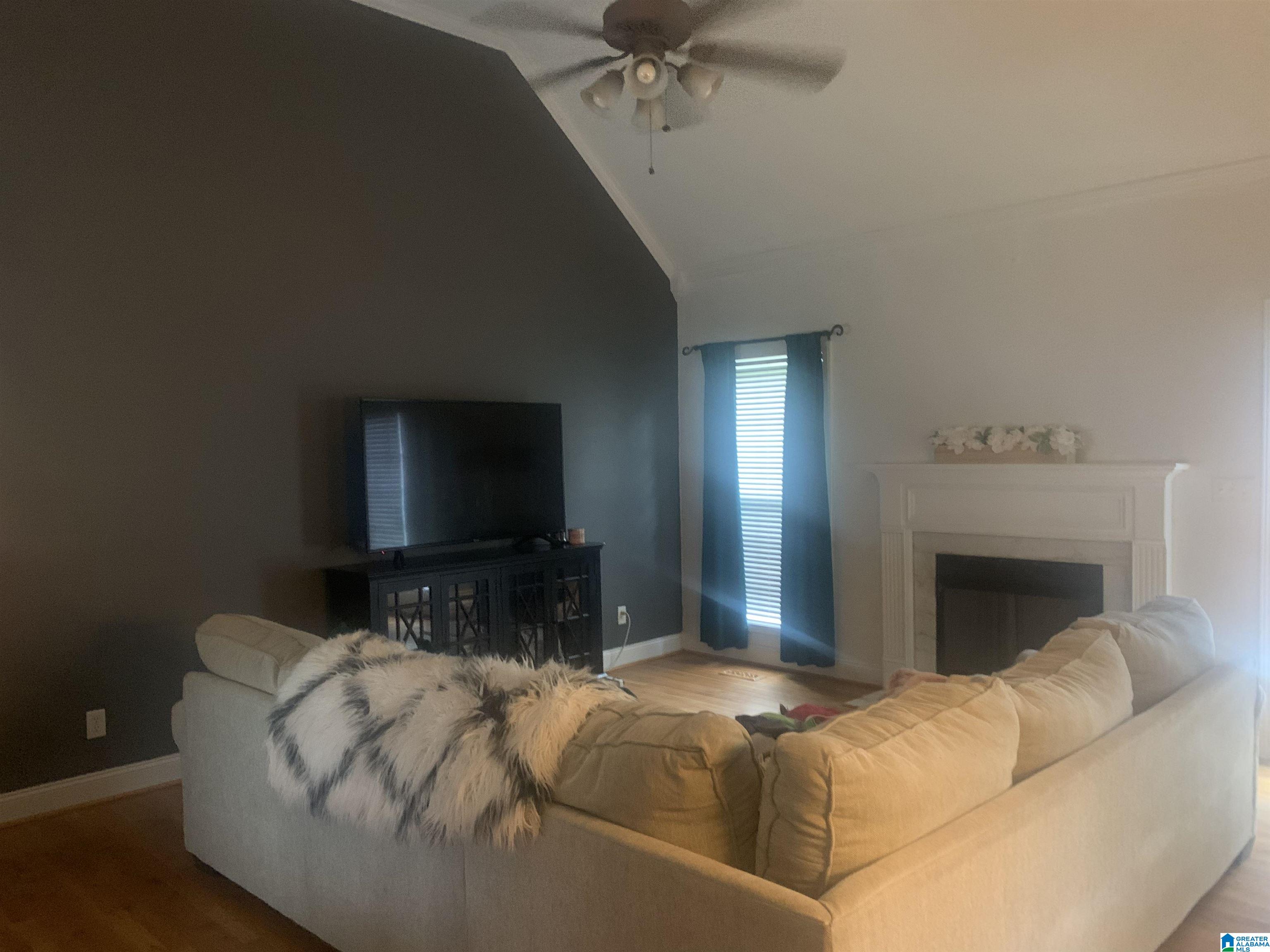 215 Greystone Drive Oneonta, AL 35121 - Photo 4 of 12
