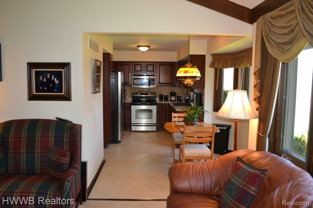 5205 Old Mill Road Rochester, MI 48306 - Photo 42 of 61 40-Home 2 FR to Kitchen.jpg