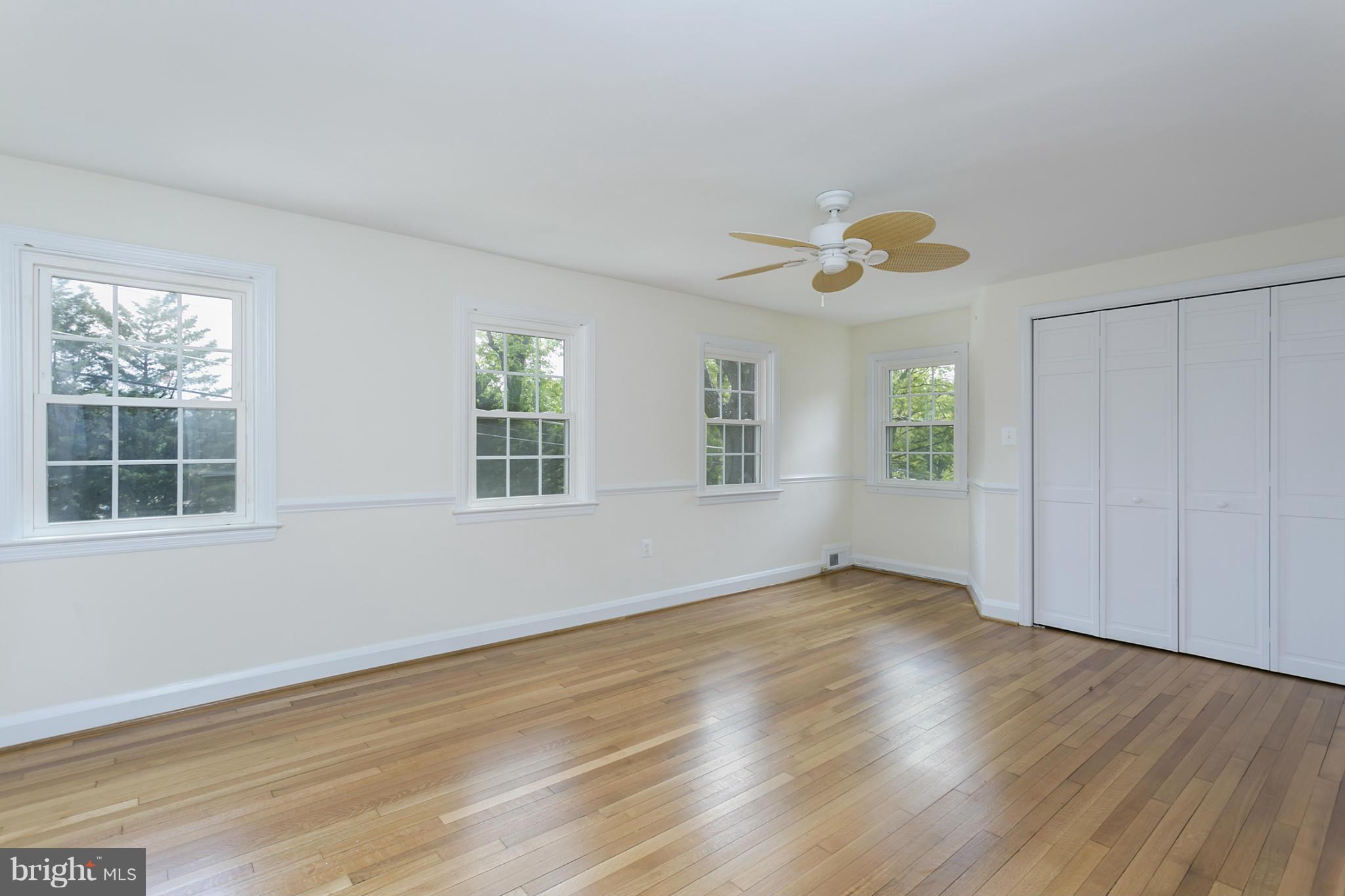 6720 Sherwood Road Baltimore, MD 21239 - Photo 13 of 29 Bedroom (Master)