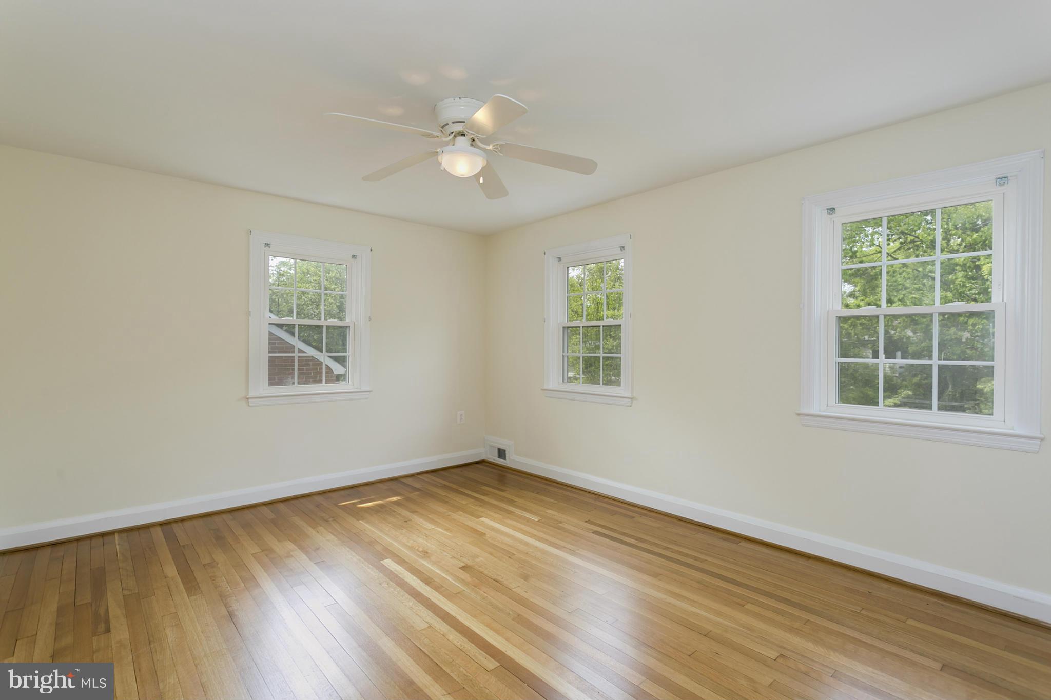 6720 Sherwood Road Baltimore, MD 21239 - Photo 17 of 29 Bedroom