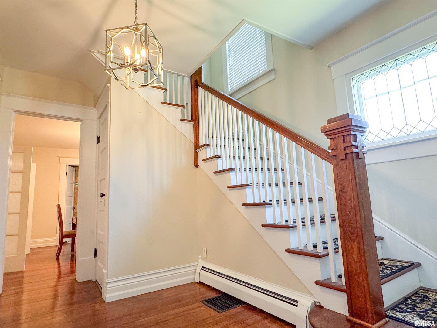 102 Southeast Front Street Dongola, IL 62926 - Photo 10 of 78 a view of entryway and hall with wooden floor