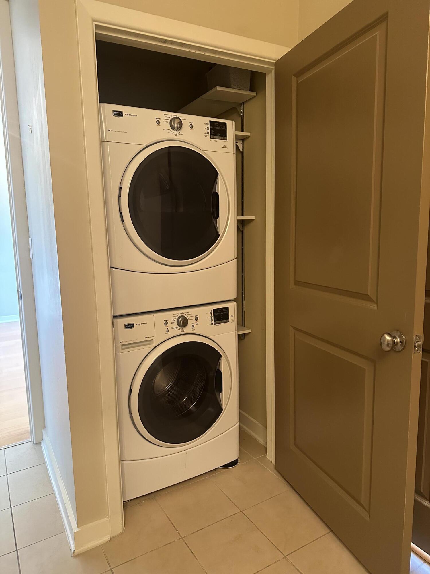 200 Manufacturers Road, Unit 407 Chattanooga, TN 37405 - Photo 22 of 45 IMG_5521