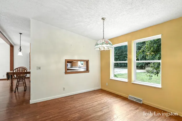 $412,000 | 6306 East Carrigan Drive, Newaygo, MI 49337