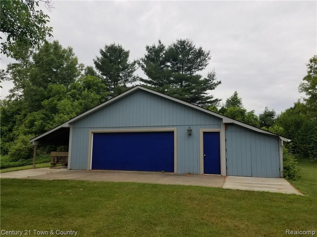 150 Harbor Point Road Ortonville, MI 48462 - Photo 6 of 32 hp7.jpg