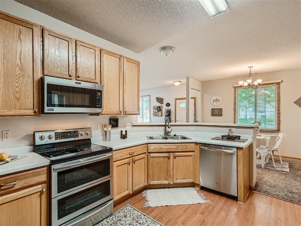 2071 Mockingbird Avenue Shakopee, MN 55379 - Photo 11 of 21 Gallery Image 11