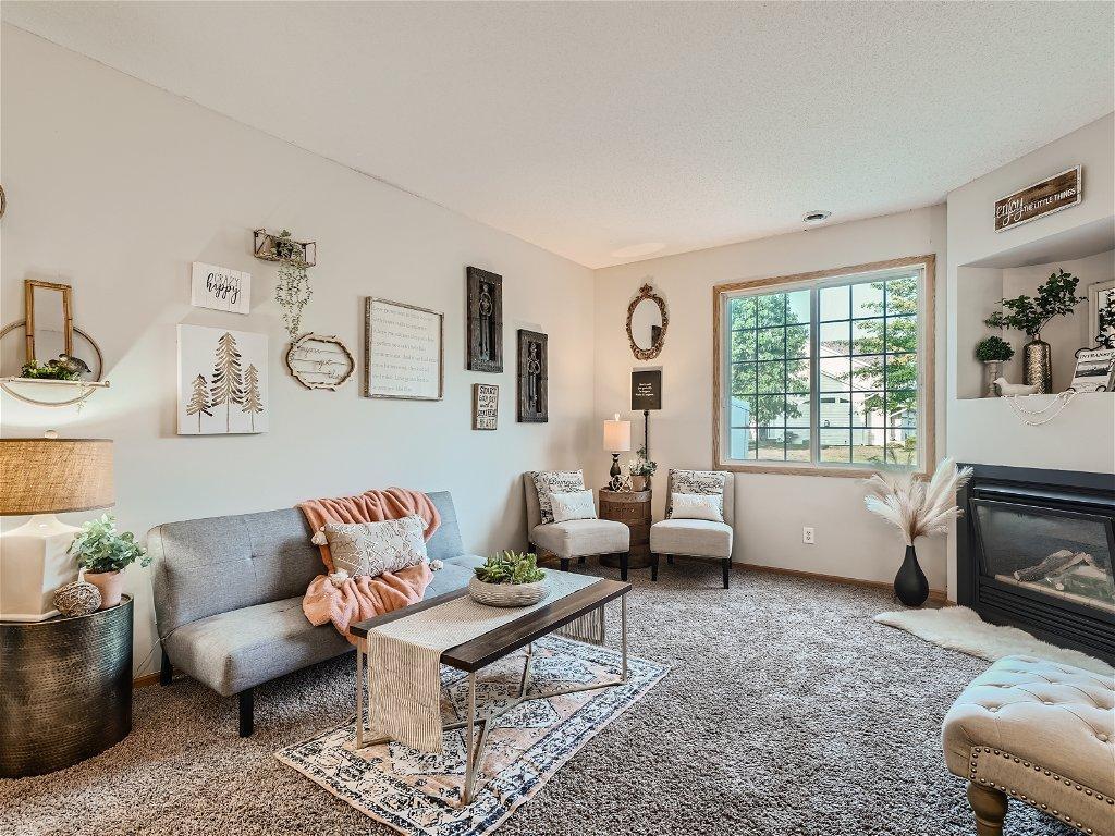 2071 Mockingbird Avenue Shakopee, MN 55379 - Photo 5 of 21 Gallery Image 5