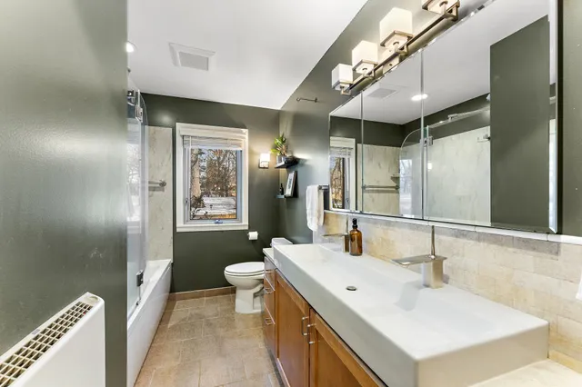 $475,000 | 3100 Oxford Street North, Roseville, MN 55113