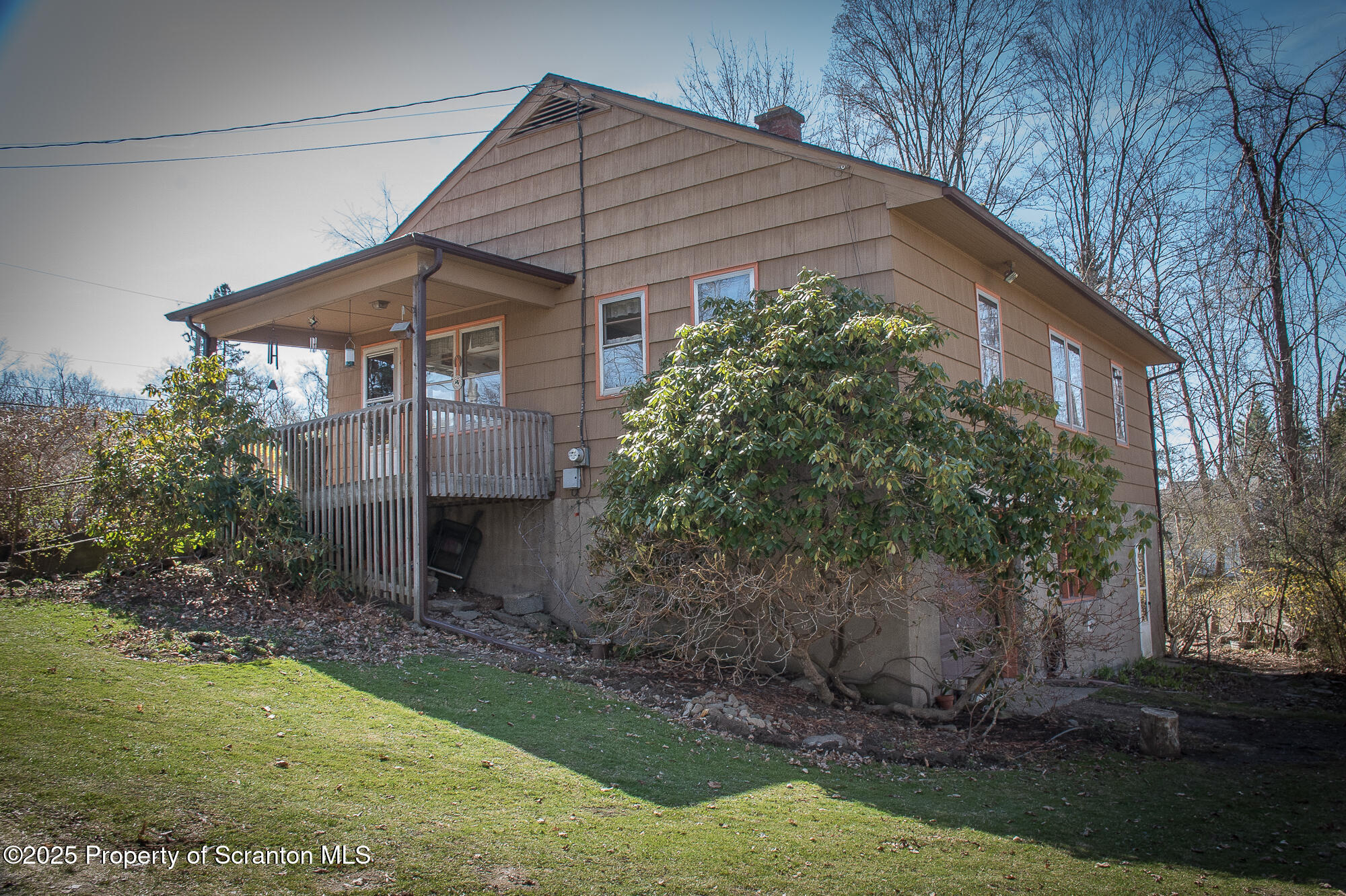 1154 Old Trail Road Clarks Summit, PA 18411 - Photo 3 of 24 Side