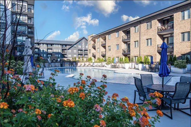 $2,800 | 200 Manufacturers Road, Unit 344, Chattanooga, TN 37405