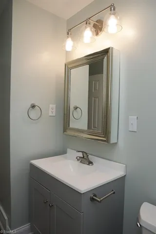 $1,250 | 1708 Walker Avenue, Unit B, Greensboro, NC 27403