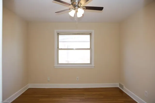 $1,250 | 1708 Walker Avenue, Unit B, Greensboro, NC 27403