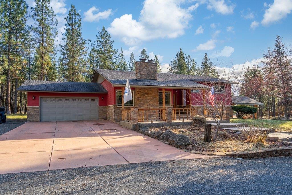 4909 West Pinto Road Cheney, WA 99004 - Photo 2 of 40