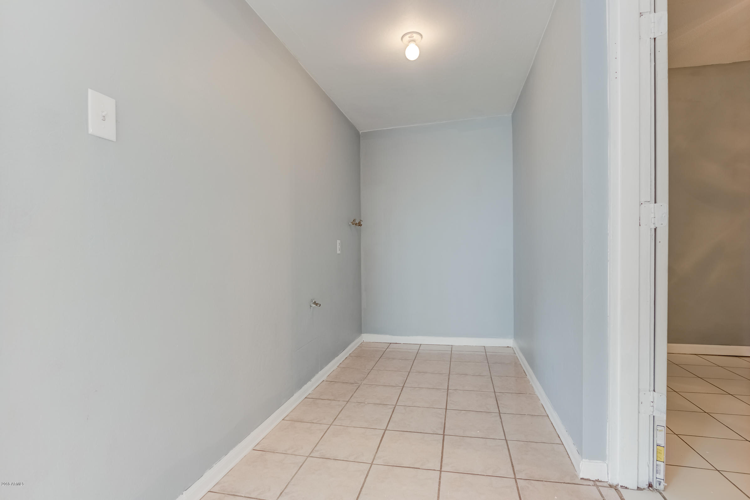 1845 East Almeria Road Phoenix, AZ 85006 - Photo 24 of 39 1845 E Almeria Rd-23