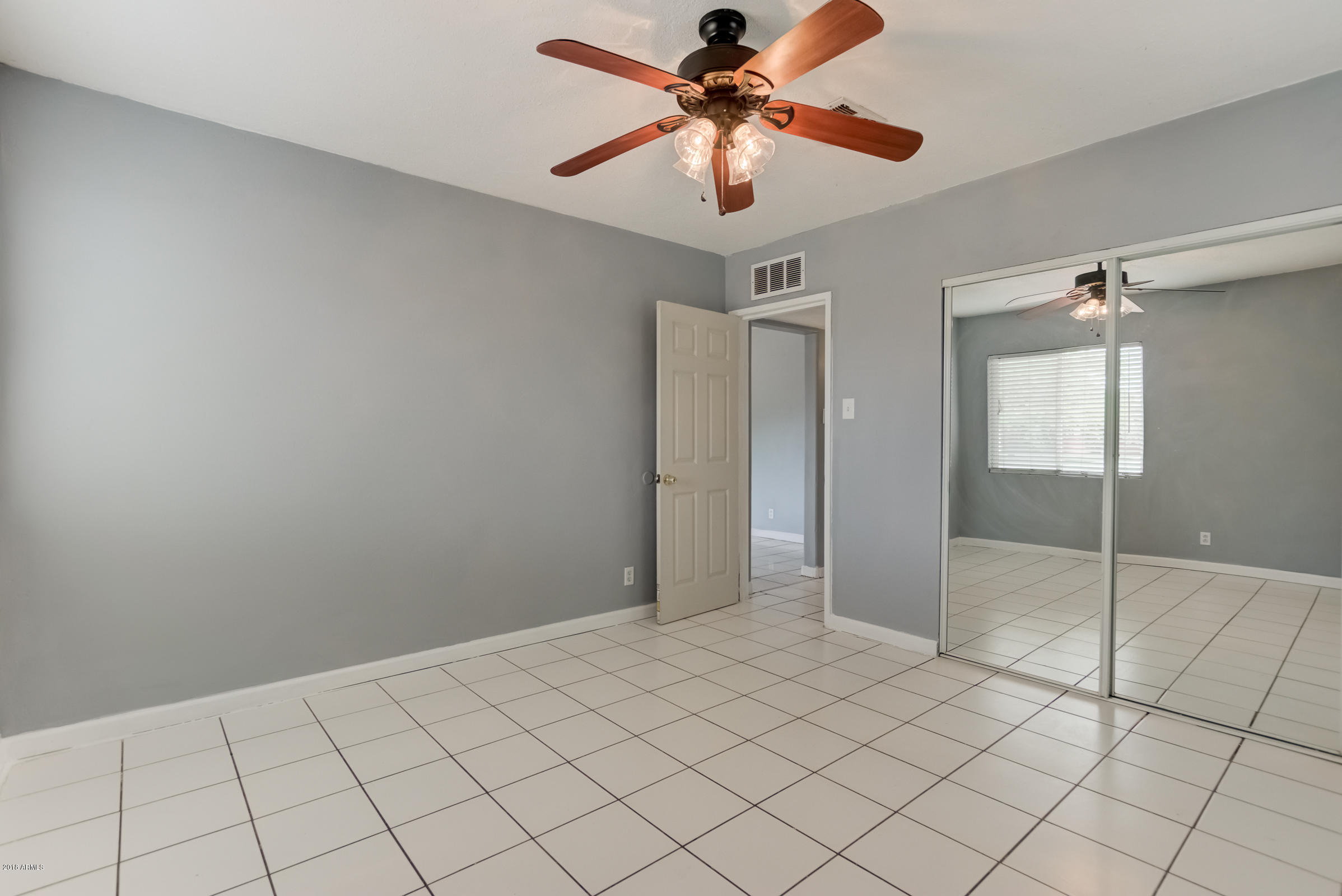 1845 East Almeria Road Phoenix, AZ 85006 - Photo 32 of 39 1845 E Almeria Rd-31