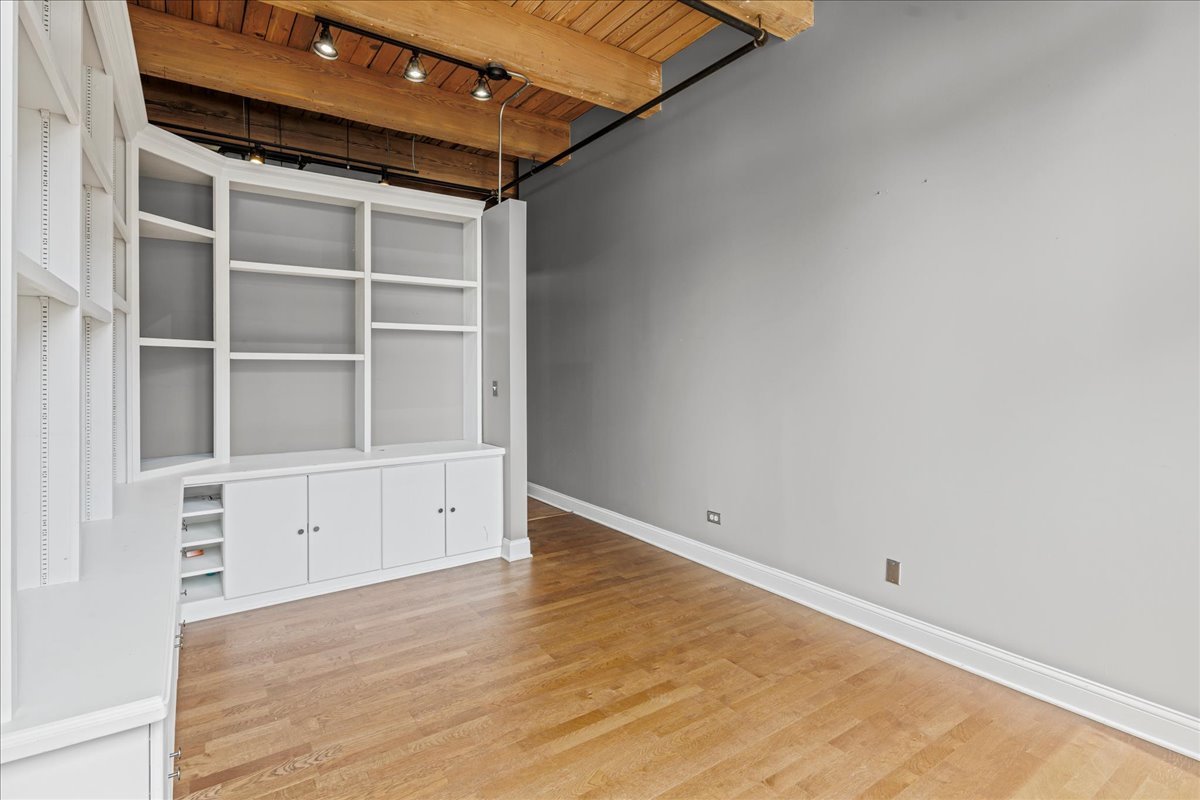 625 West Jackson Boulevard, Unit 404 Chicago, IL 60661 - Photo 21 of 26