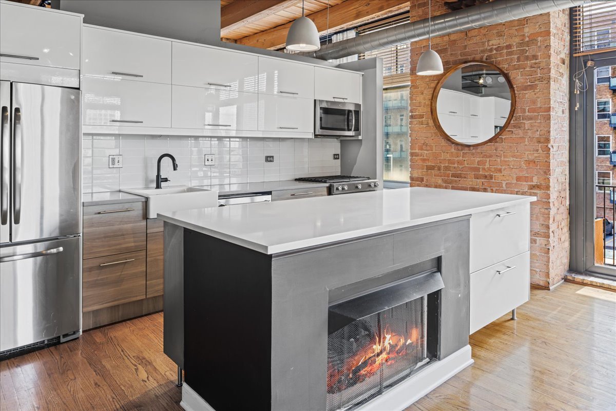 625 West Jackson Boulevard, Unit 404 Chicago, IL 60661 - Photo 10 of 26