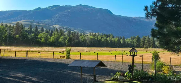 $649,000 | 3496 Ward Road, Cambridge, ID 83610