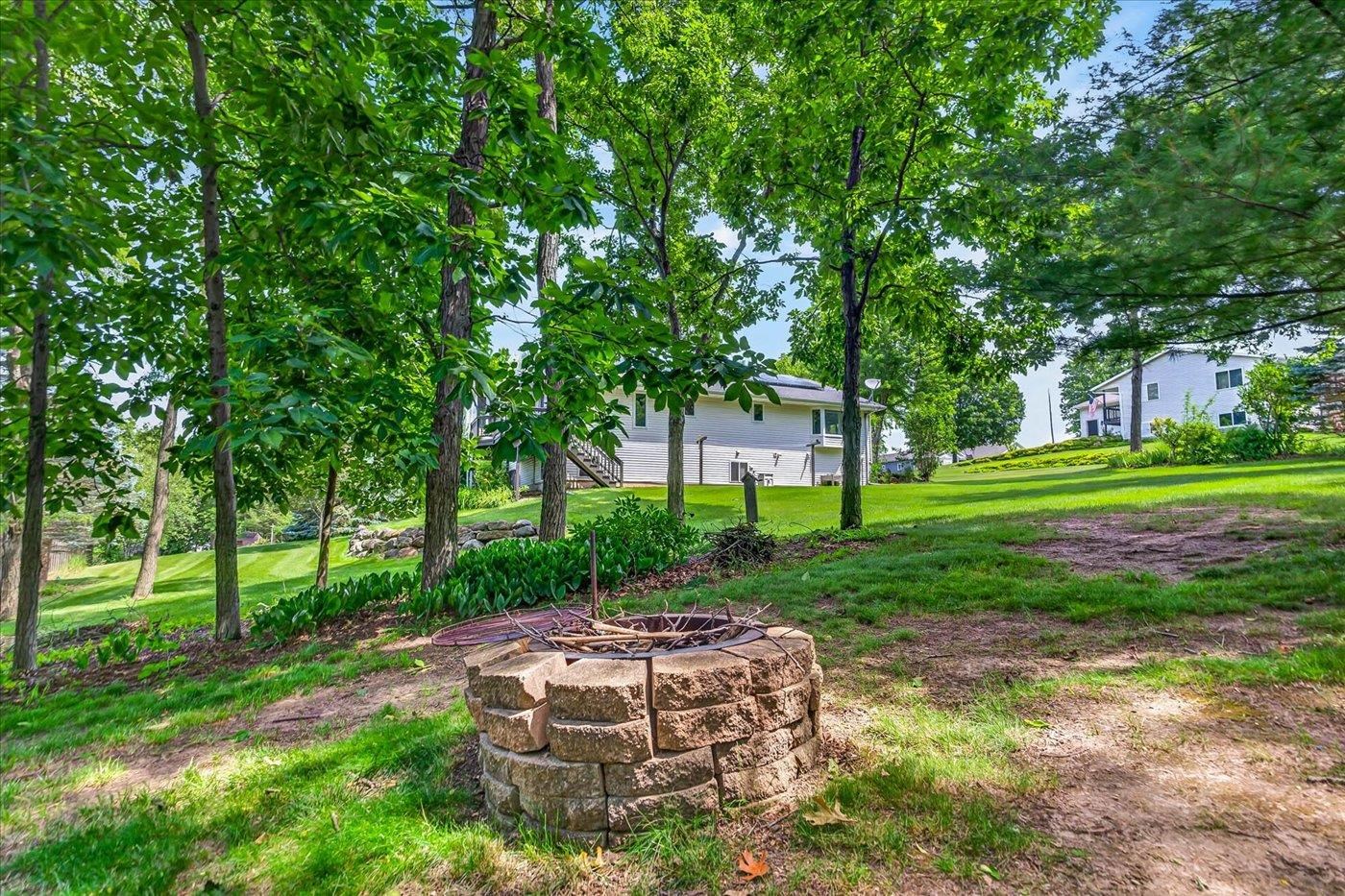 118 East Miller Road Rio, WI 53960 - Photo 10 of 53