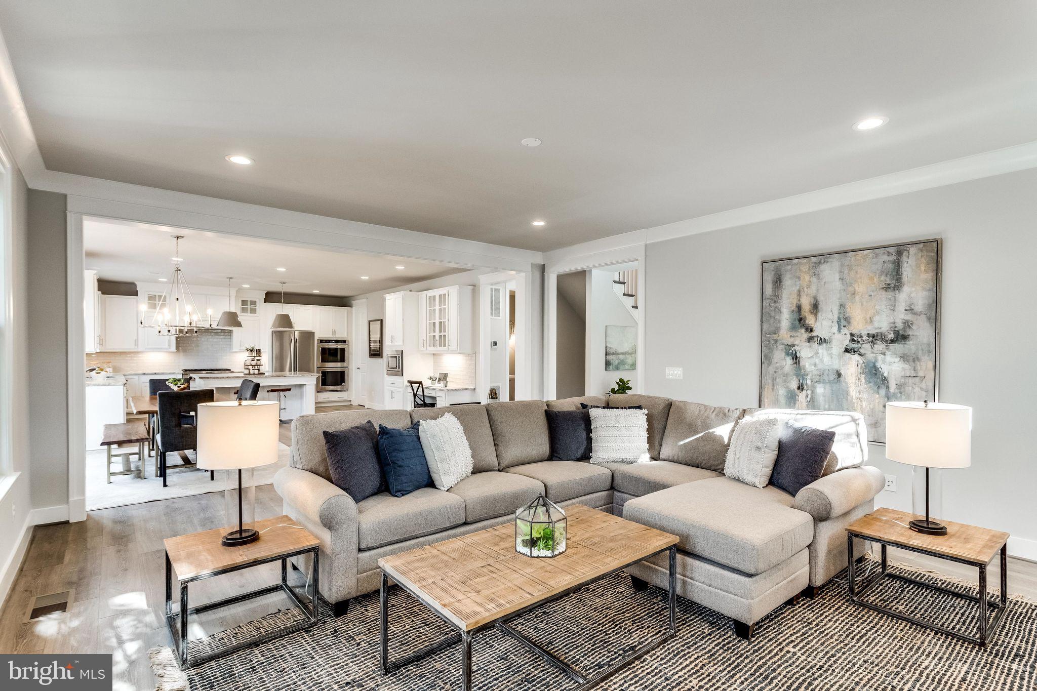 509 Ridge Road Southwest Vienna, VA 22180 - Photo 12 of 34 FORMER MODEL