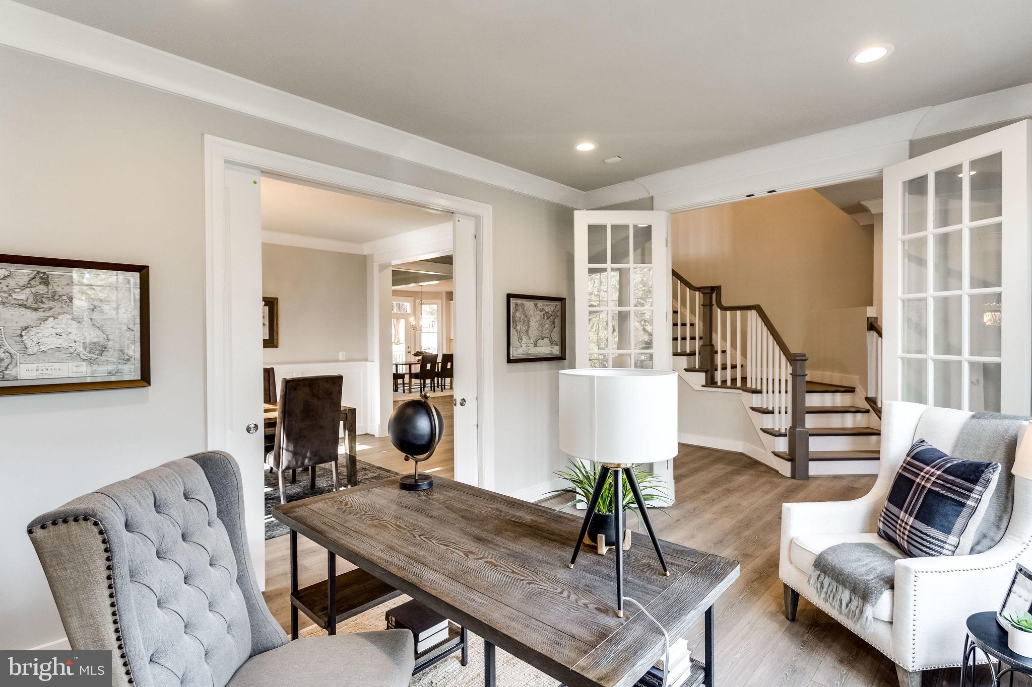 509 Ridge Road Southwest Vienna, VA 22180 - Photo 5 of 34 STUDY