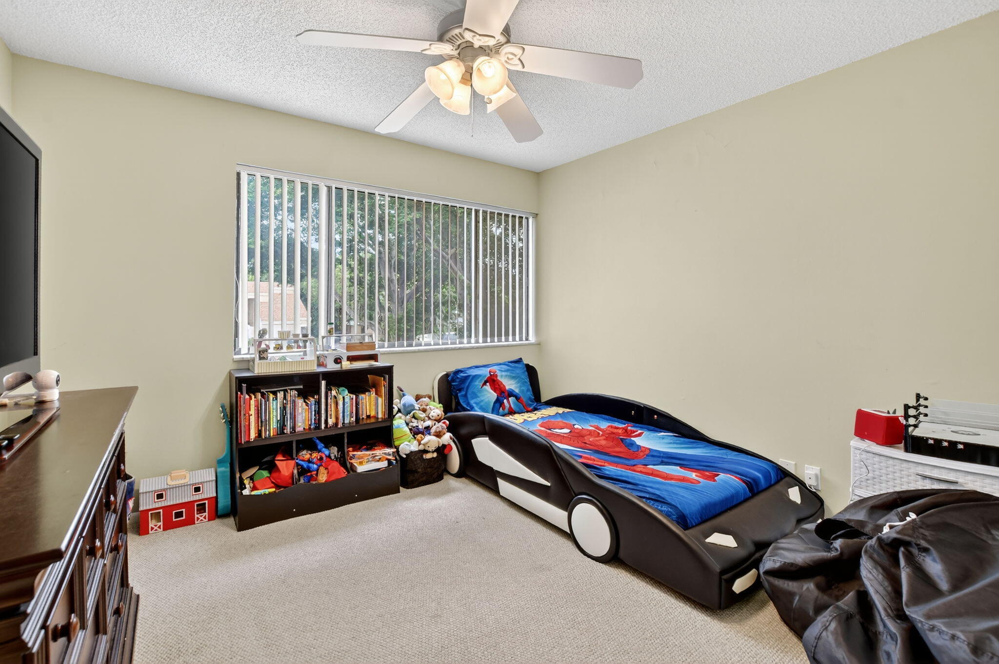 1061 Northwest 13th Street, Unit 2 Boca Raton, FL 33486 - Photo 16 of 37 Guest Bed 1