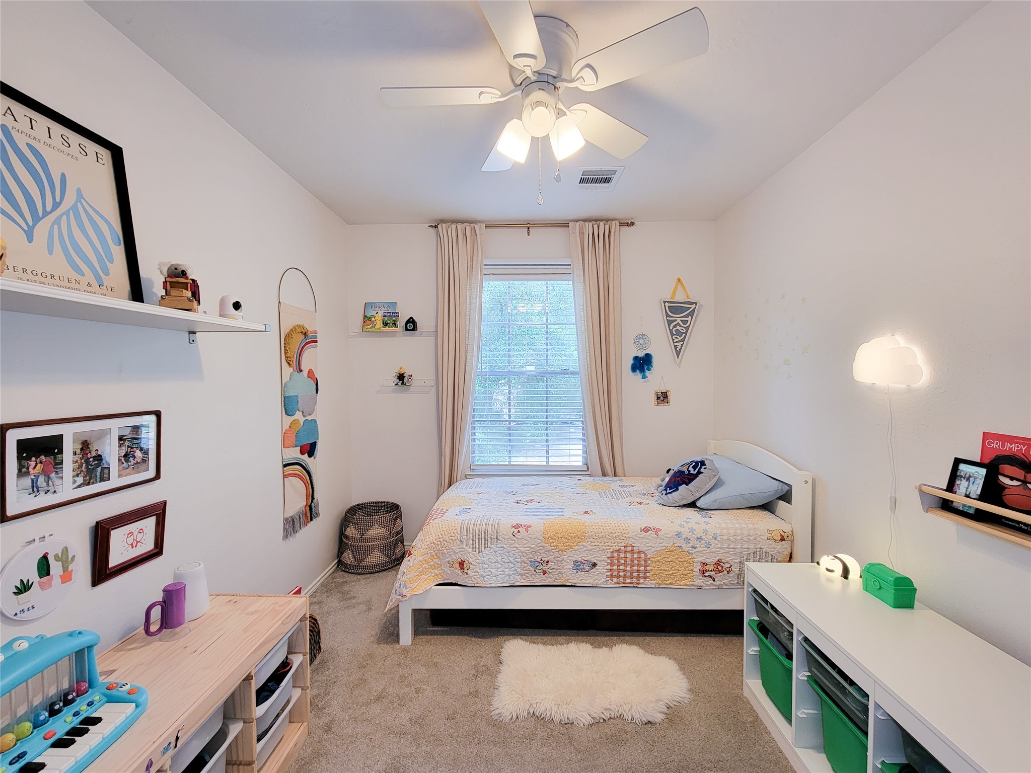 42 Wineberry Place Spring, TX 77382 - Photo 18 of 30 Bedroom 2