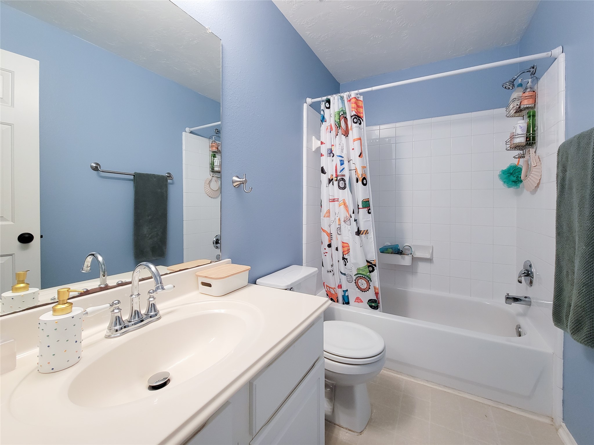 42 Wineberry Place Spring, TX 77382 - Photo 19 of 30 2nd Bath