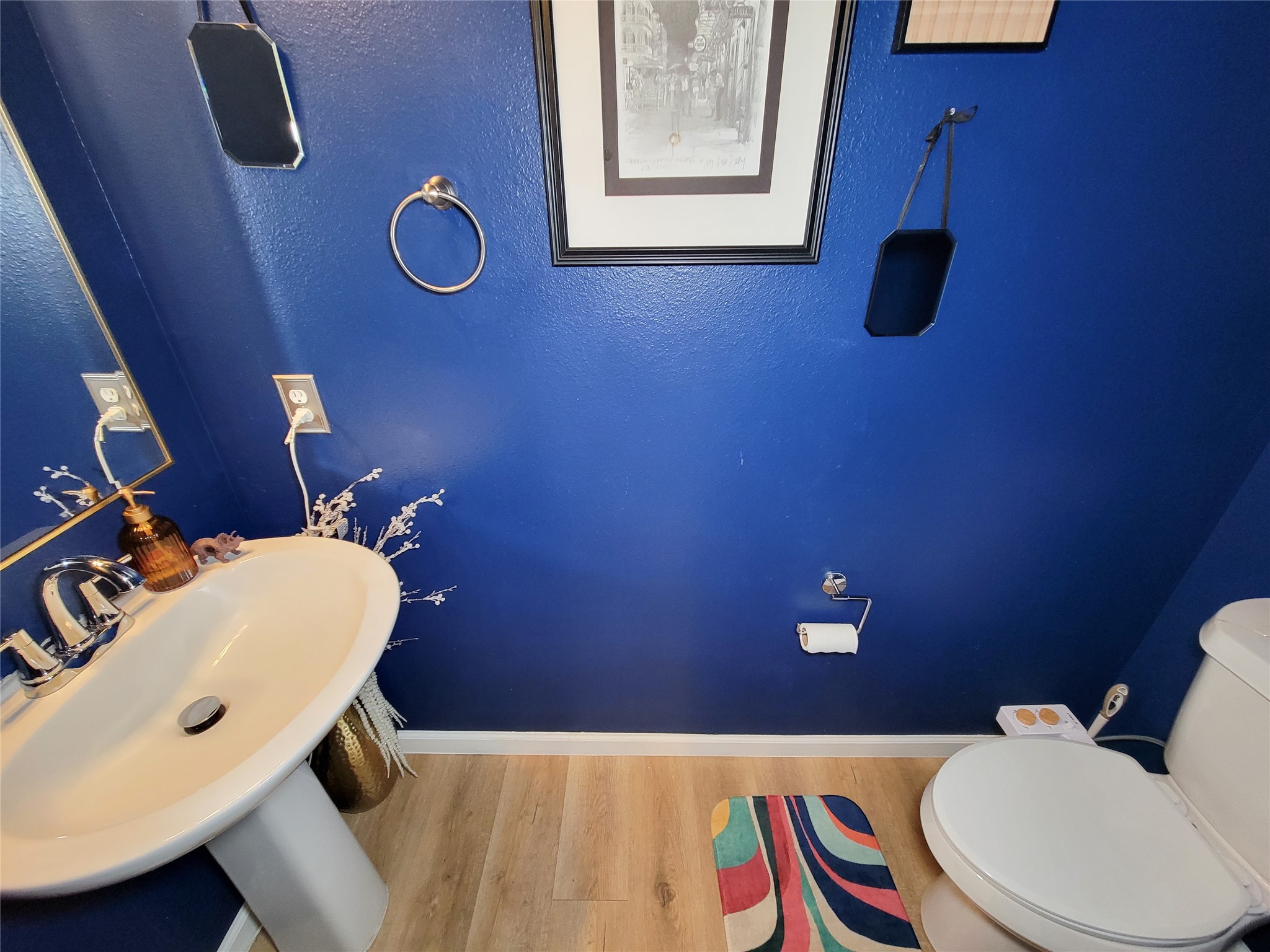 42 Wineberry Place Spring, TX 77382 - Photo 23 of 30 Half Bath