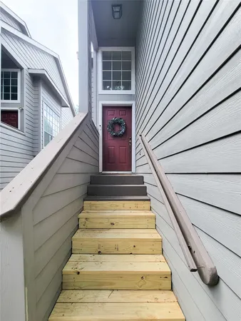 $1,950 | 42 Wineberry Place, Spring, TX 77382