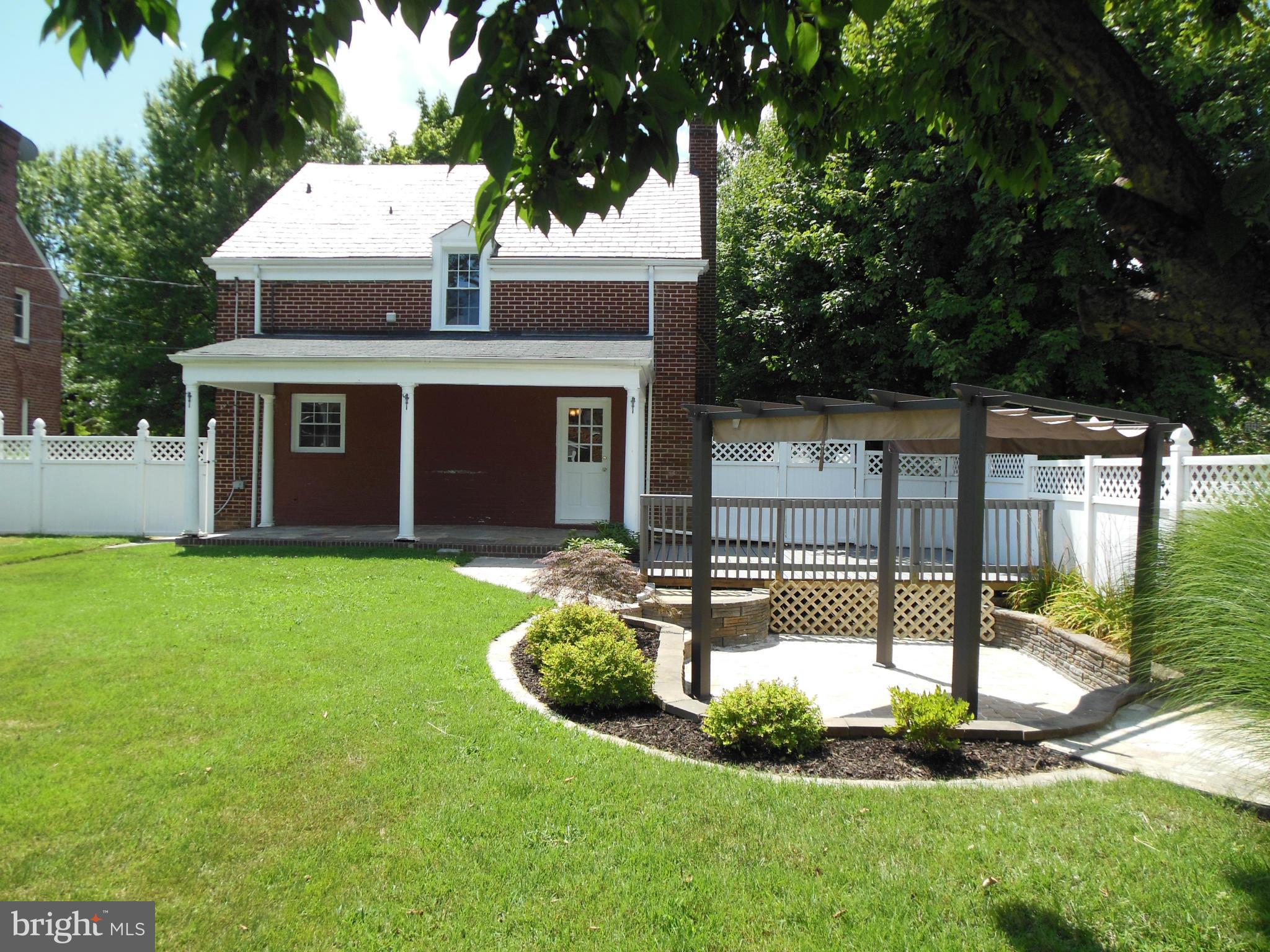 3001 Dunglow Road Baltimore, MD 21222 - Photo 1 of 30 Exterior (Rear)