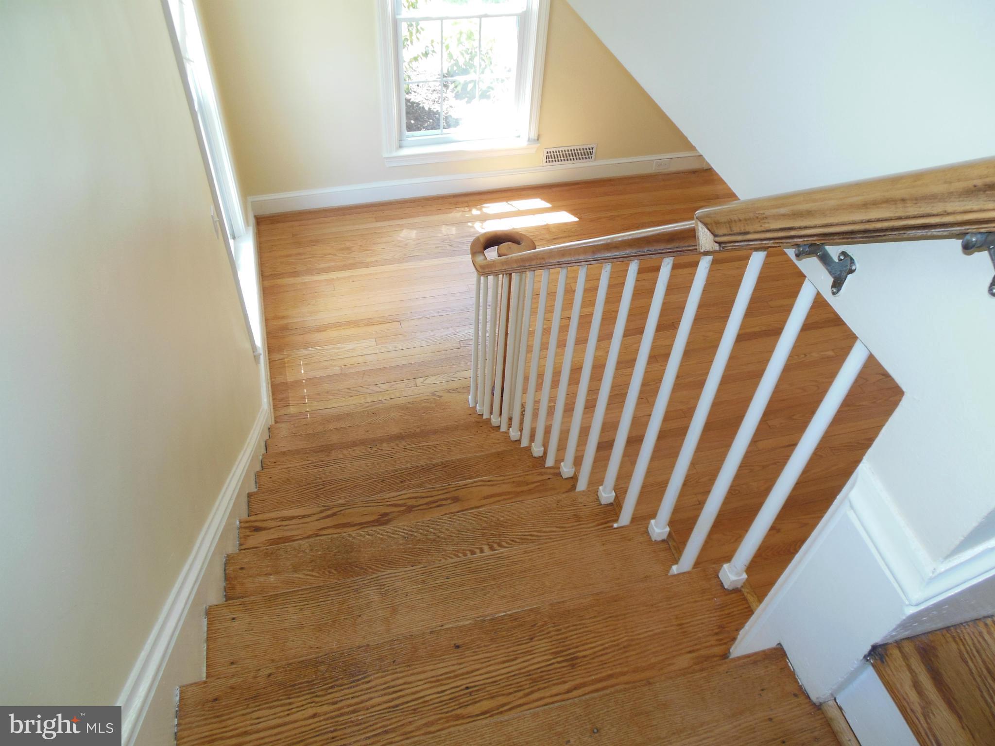 3001 Dunglow Road Baltimore, MD 21222 - Photo 11 of 30 Beautiful Wood Stair Case