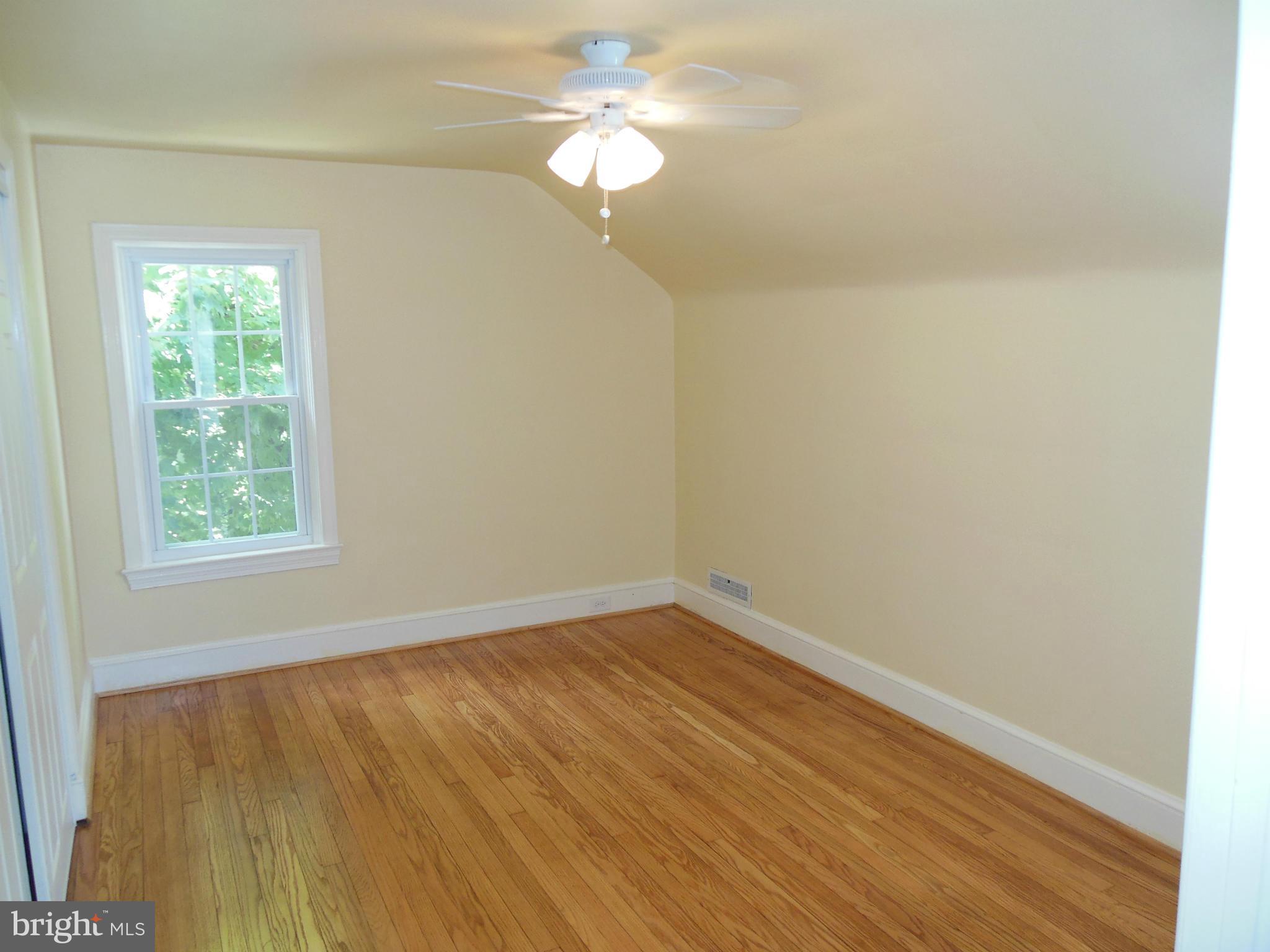 3001 Dunglow Road Baltimore, MD 21222 - Photo 23 of 30 Bedroom
