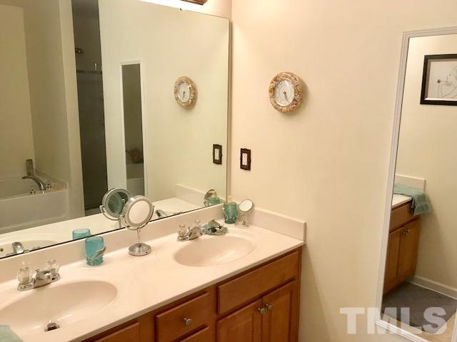 2953 Settle In Lane Raleigh, NC 27614 - Photo 14 of 20 Gallery Image 14