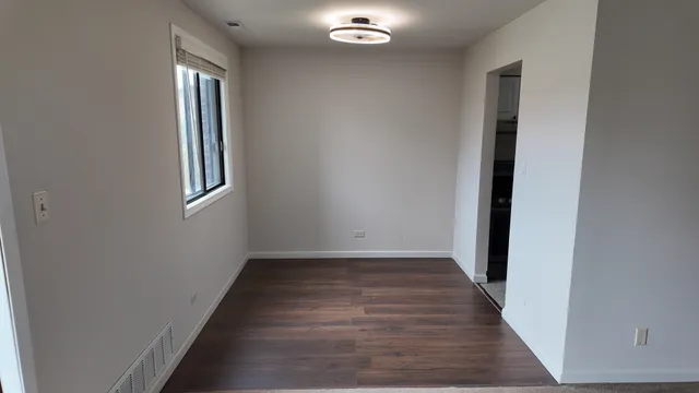 $159,900 | 15711 Peggy Lane, Unit 7, Oak Forest, IL 60452