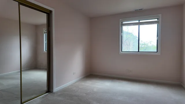 $159,900 | 15711 Peggy Lane, Unit 7, Oak Forest, IL 60452