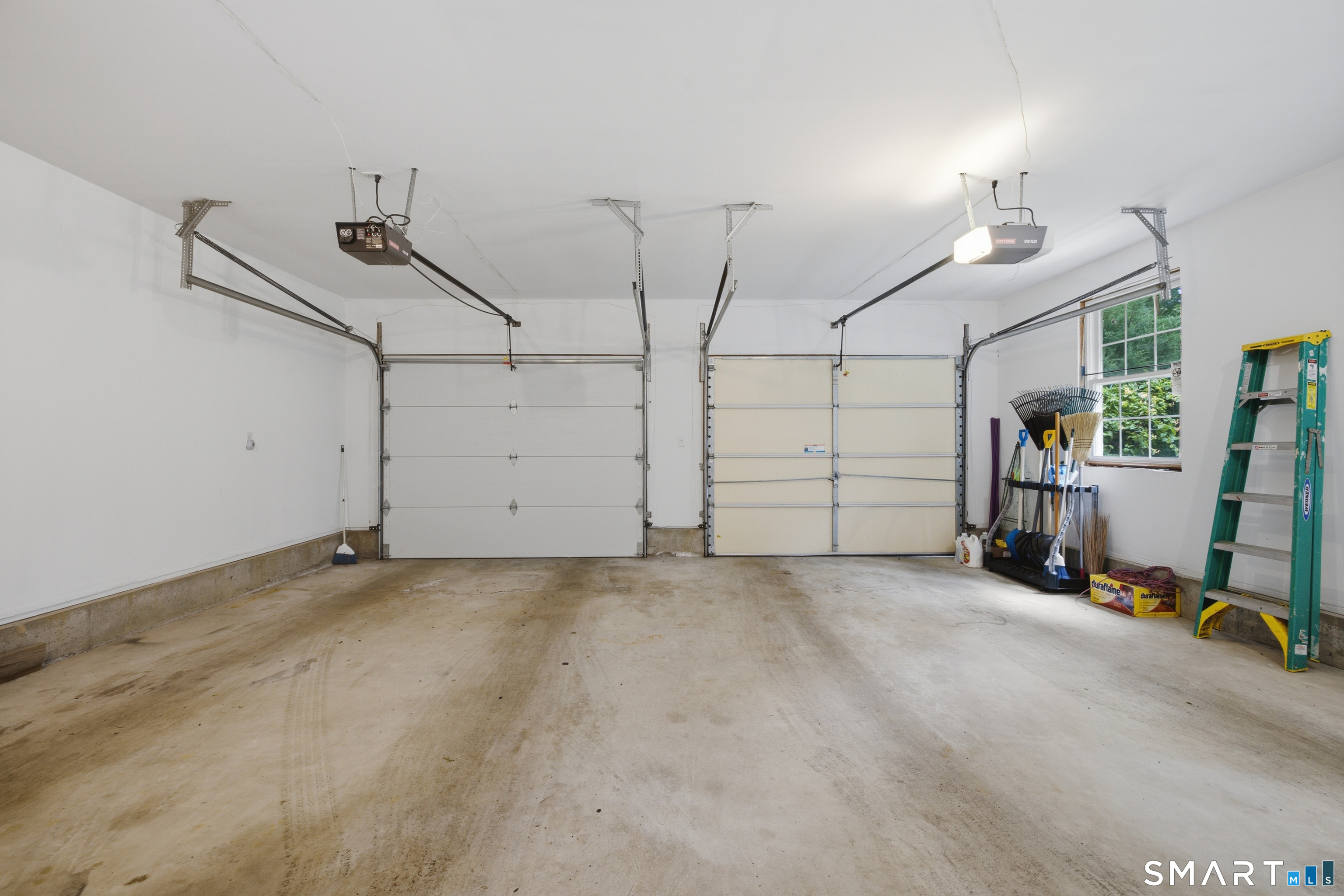 17 Dean Road East Lyme, CT 06333 - Photo 32 of 32 Gallery Image 32